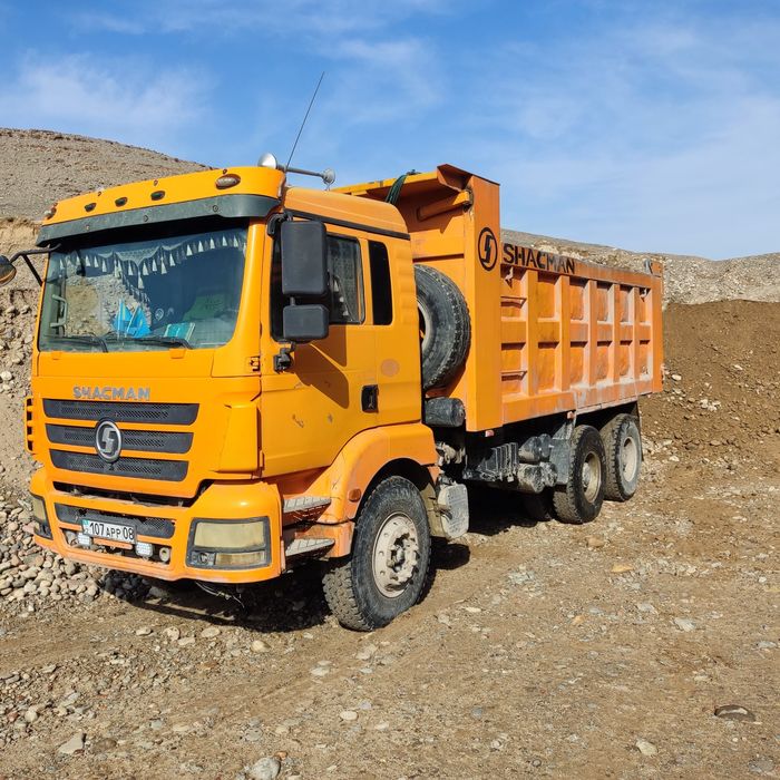 Самосвал Шахман м3000