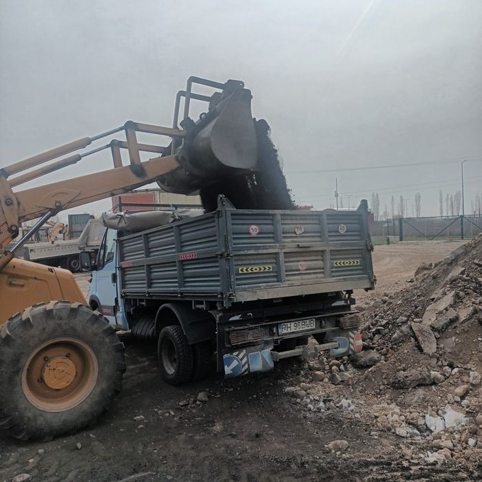 Pământ vegetal negru curat cantitate 4 mc