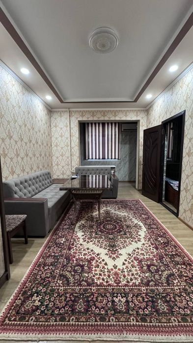 Диван уголок в очень хорошем состоянии