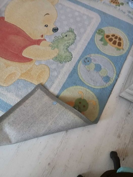 Детски килим с Мечо Пух