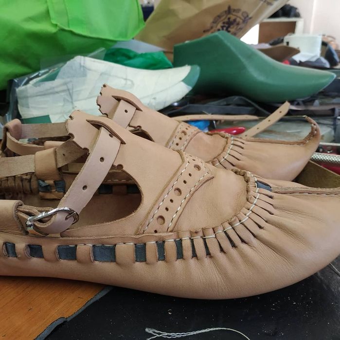 Цървули капаклии, затворени цървули за народна носия