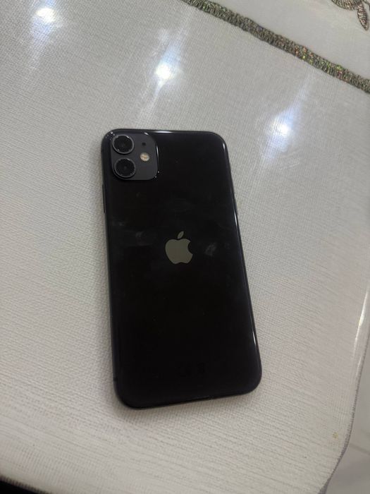 iPhone 11 128гб ёмкость 70