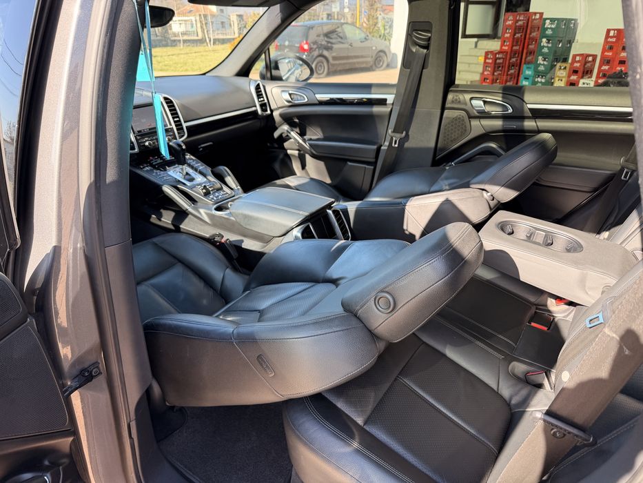 Porsche Cayenne 2013 3.0 V6 245 Cp Unic proprietar Romania