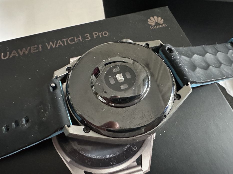 Huawei  Watch 3Pro titan/safir la cutie full.DEFECT ECRANUL