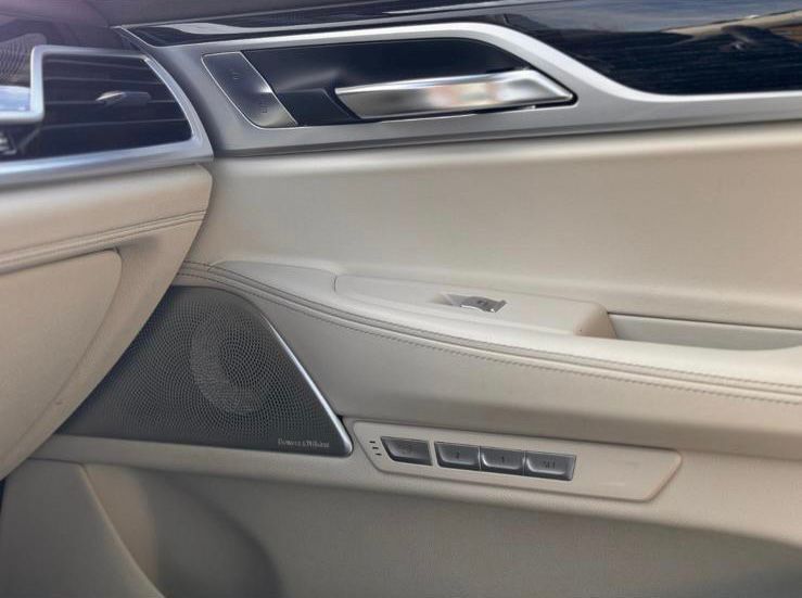 Vând BMW 740 X-DRIVE, 2017