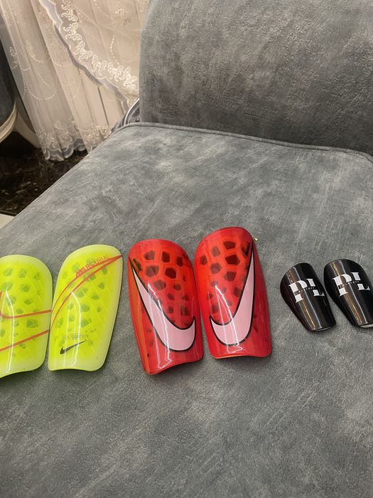 продам футюольные щитки