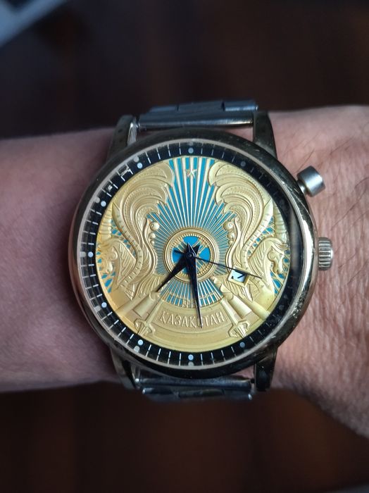 Часы наручные эксклюзивные