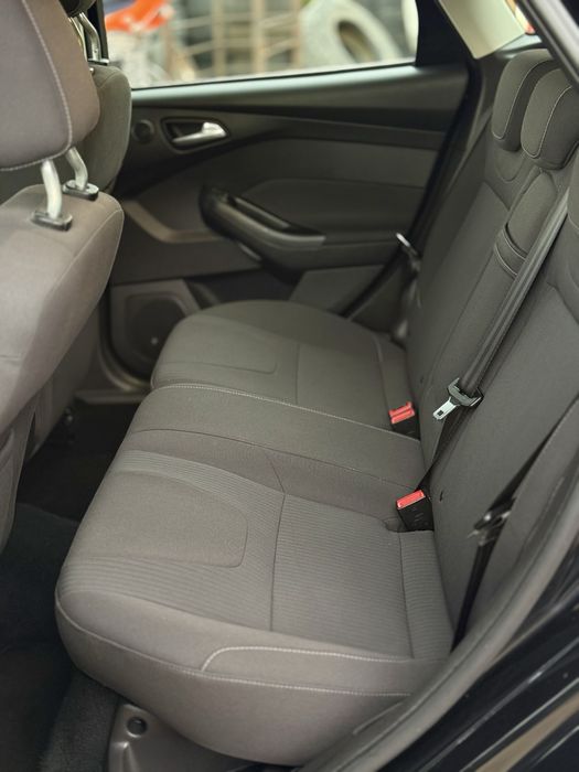 FORD Focus 2012 — imagine 5