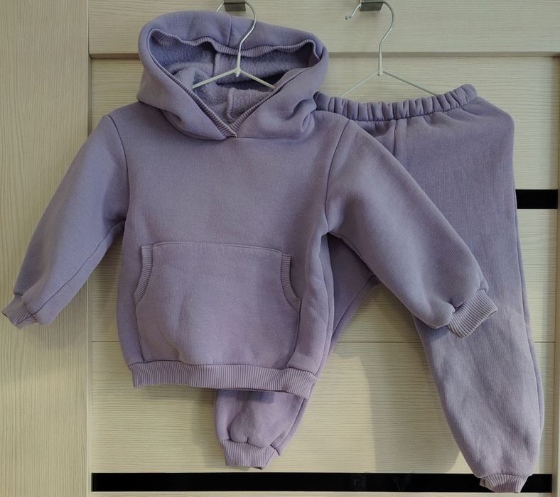 Продам костюм zara