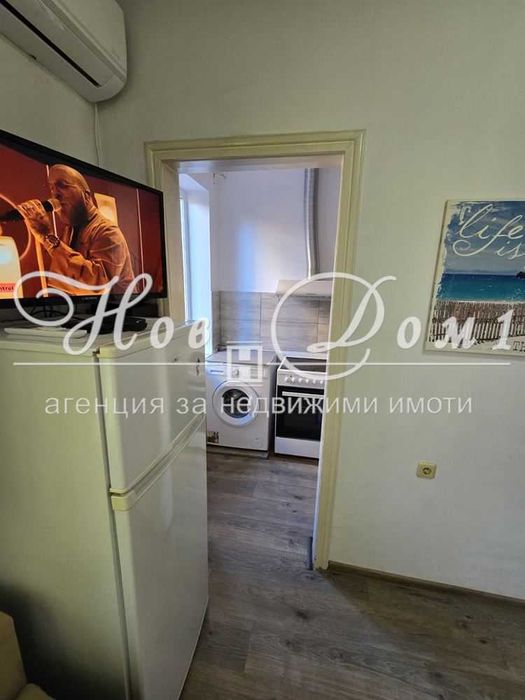 Продава се Двустаен апартамент в Варна, Център - 60 кв.м за 8 €/кв.м - Снимка #6