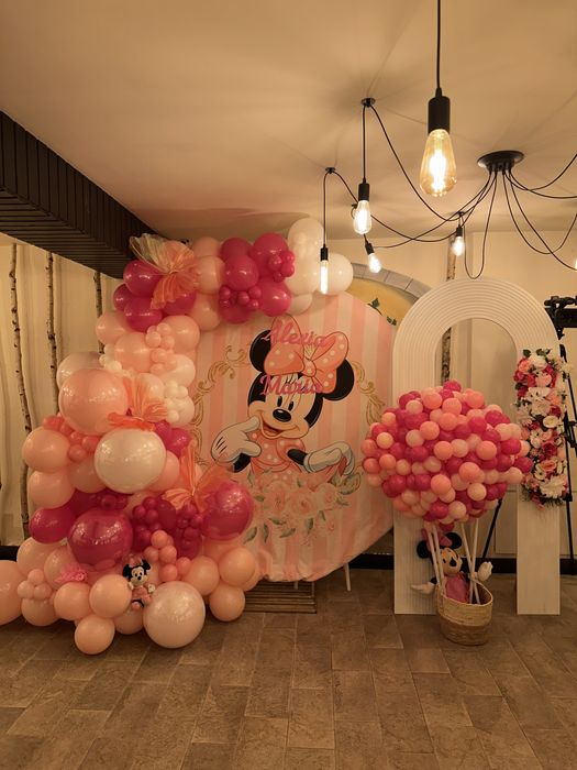 Aranjamente Evenimente - Decor Baloane, Panouri Foto & Tematici Personalizate