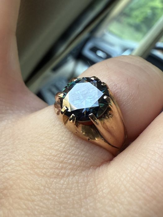 Inel din aur de 18k cu diamant lab grown