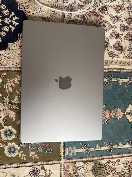 Macbook pro 14 ,1TB