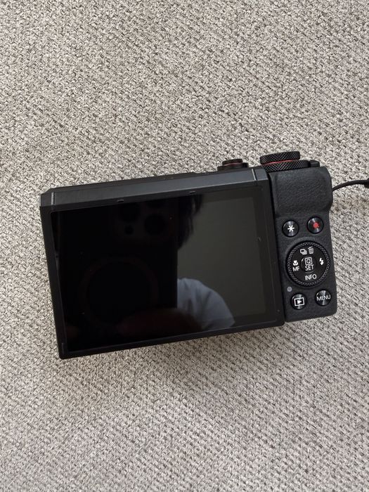Canon G7X Mark III