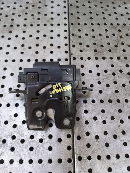 Broasca haion nissan qashqai j10 90502ey10a