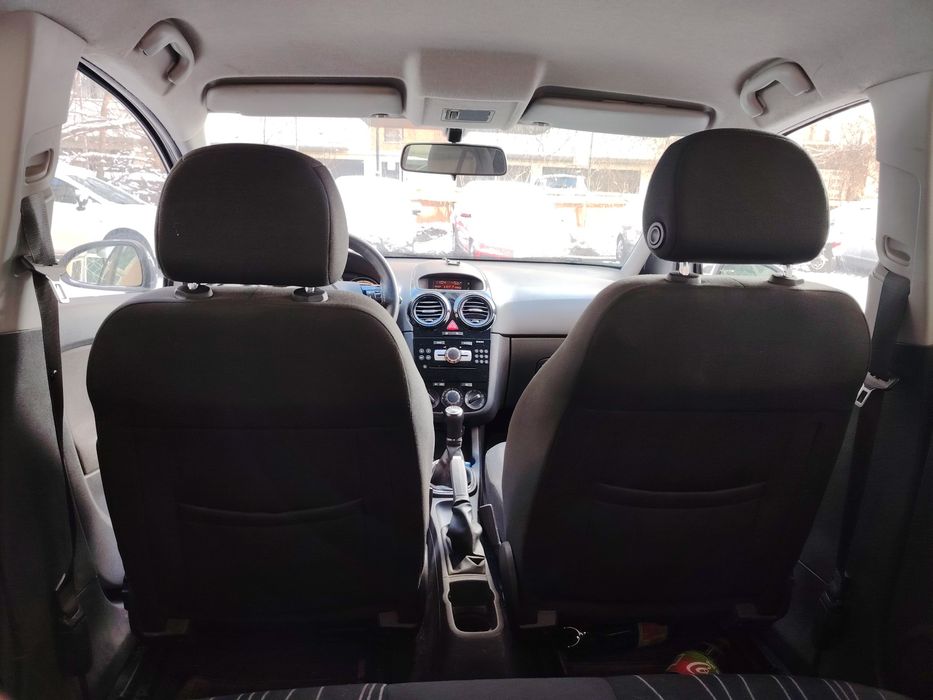 Vand Opel Corsa D cu probleme