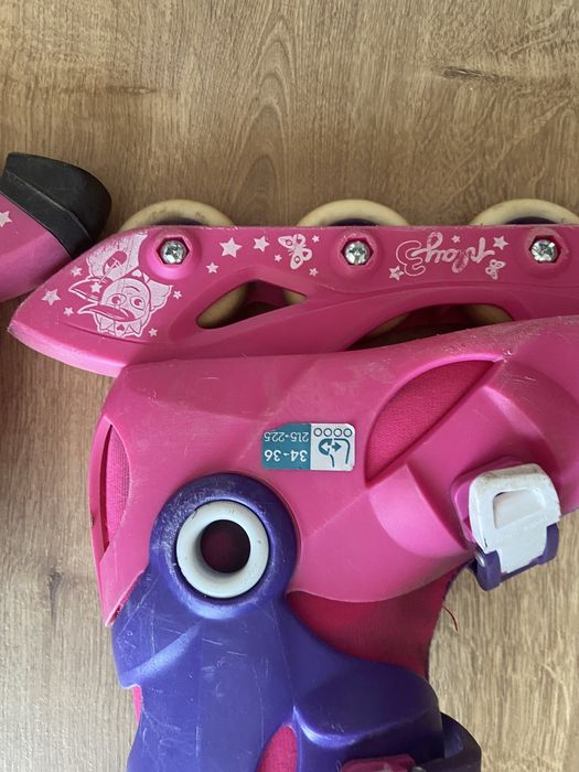 Vand role de fete oferta