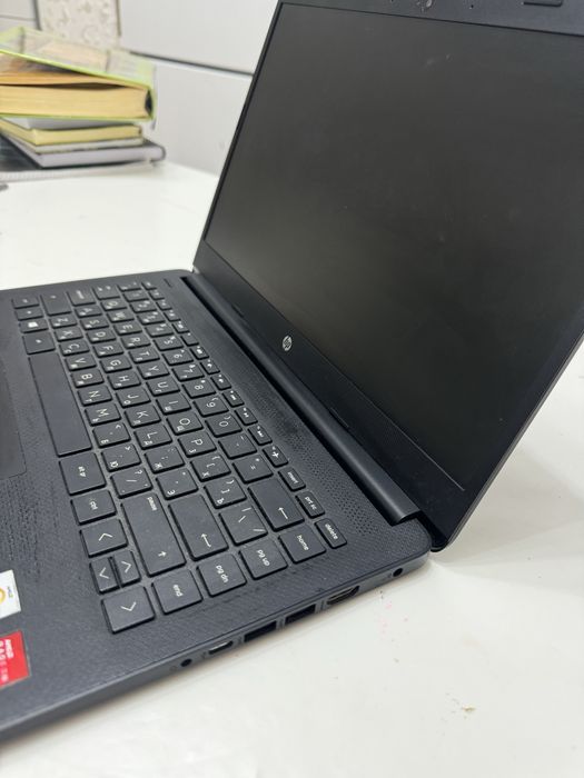 Ноутбук HP 14s AMD Athlon Silver 3050U