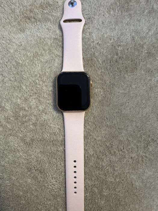 Smart watch model deosebit