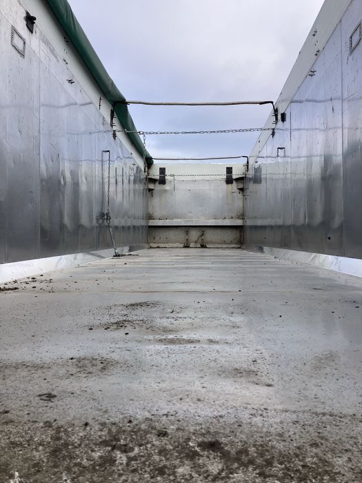 VOLVO 440s cu Semiremorca