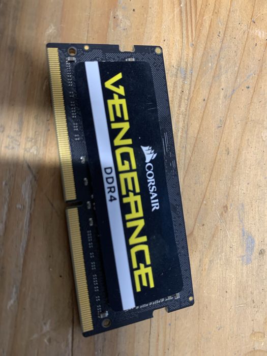 Corsair 1x16GB DDR4 3200mhz laptop