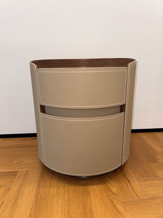 Продам тумбочки прикроватные