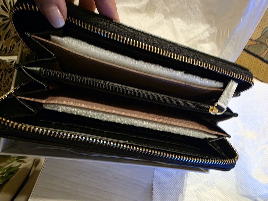 Портфейл GUESS XL