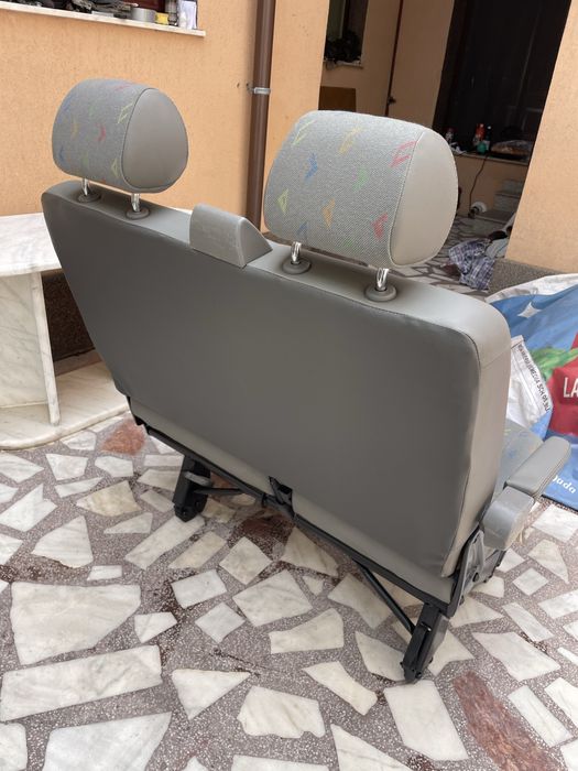 Banchete rindul 2 Volkswagen Transporter T5 an 2007 pret 1250 lei cu cotiera