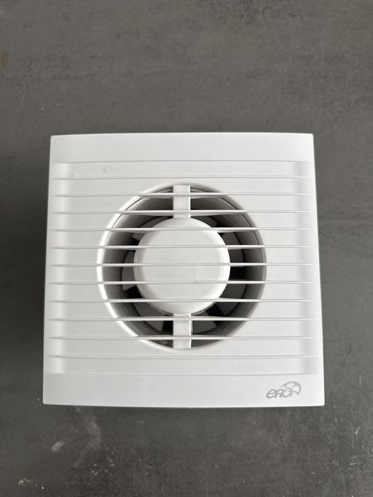 Продам вытяжку для туалета