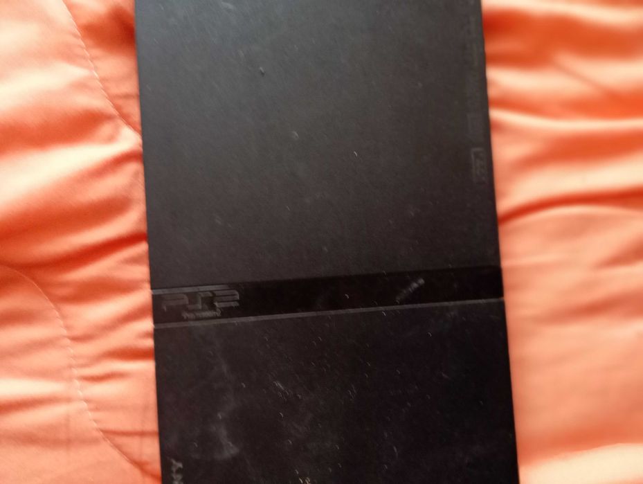 Продавам ps 2 ,за части