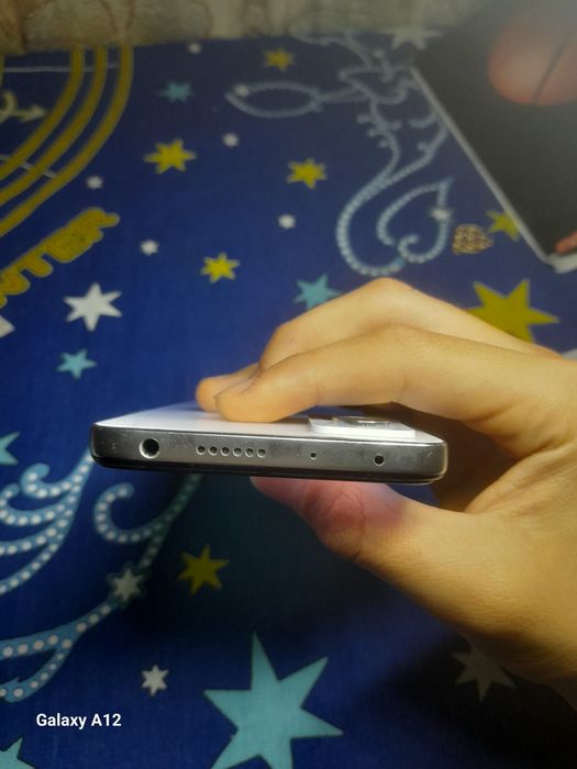 Продам редми нот 12 про