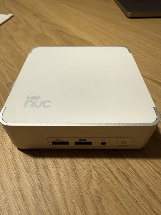 Intel NUC 13 Pro 2023 Mini PC 32 GB RAM Intel Core i7 NUC13VYKi7000