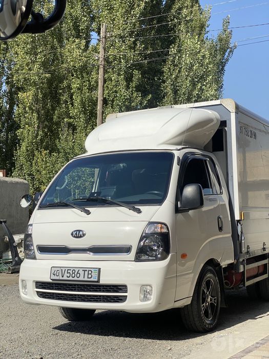 Kia bongo 3 2015y