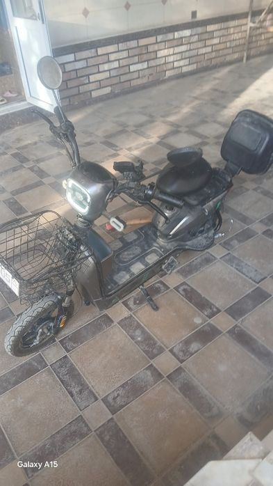 Skuter sotiladi DEMANSH