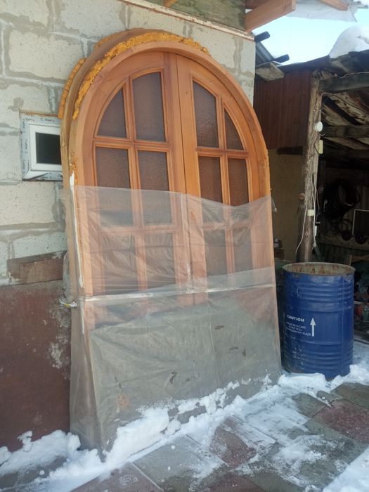 Двери 2,7 м деревянные