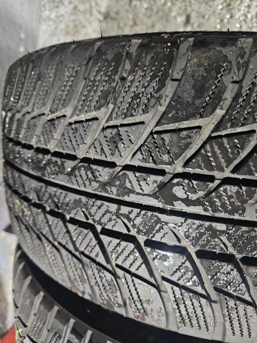 225 40 18 m+s bridgestone runflat
