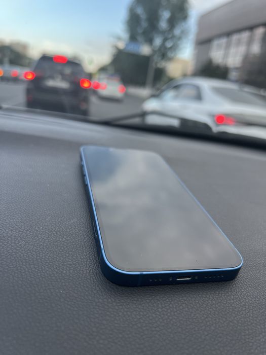 IPhone 13 128gb AKБ 100%