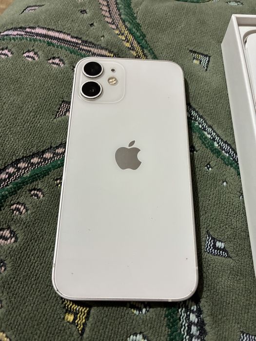 iPhone 12 mini white 128 gb