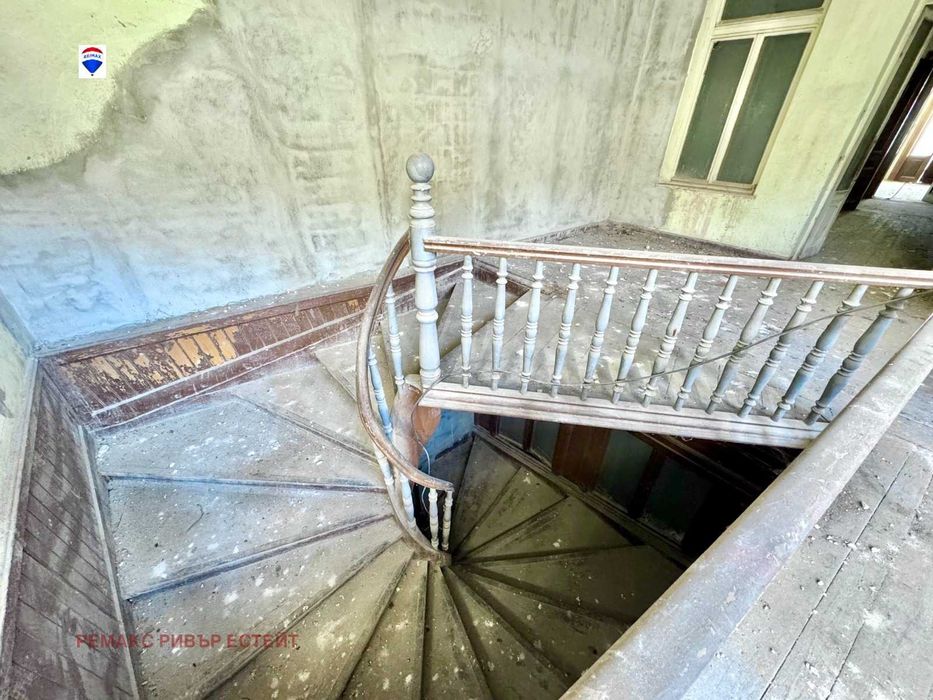 Продава се Етаж от къща в Русе, Център - 246 кв.м за 726 €/кв.м - Снимка #5