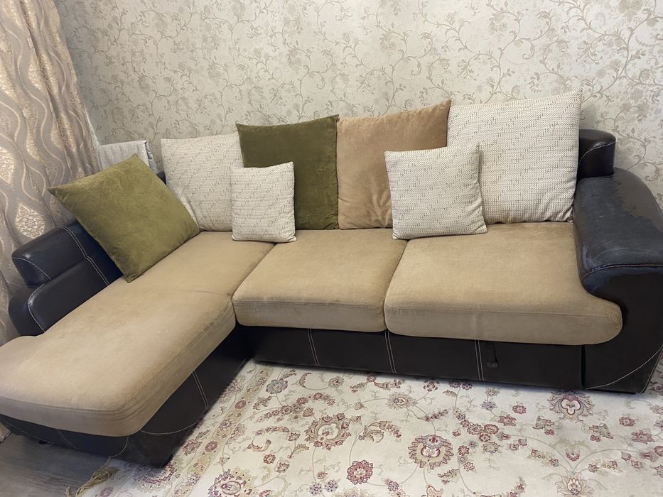 Диван угловой