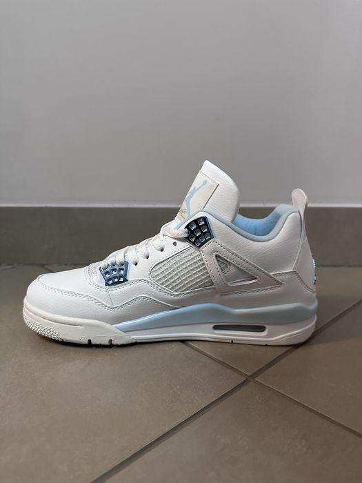 Jordan 4 Baby Blue EDITIE LIMITATA