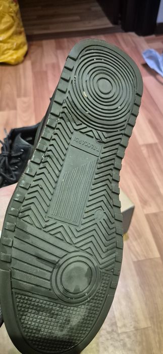 Продам мужские осенние ботинки