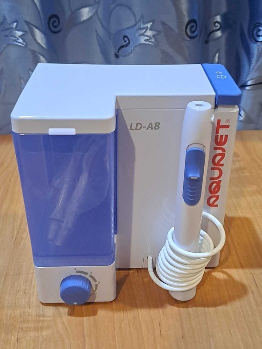 Ирригатор для полости рта Aquajet LD-А8