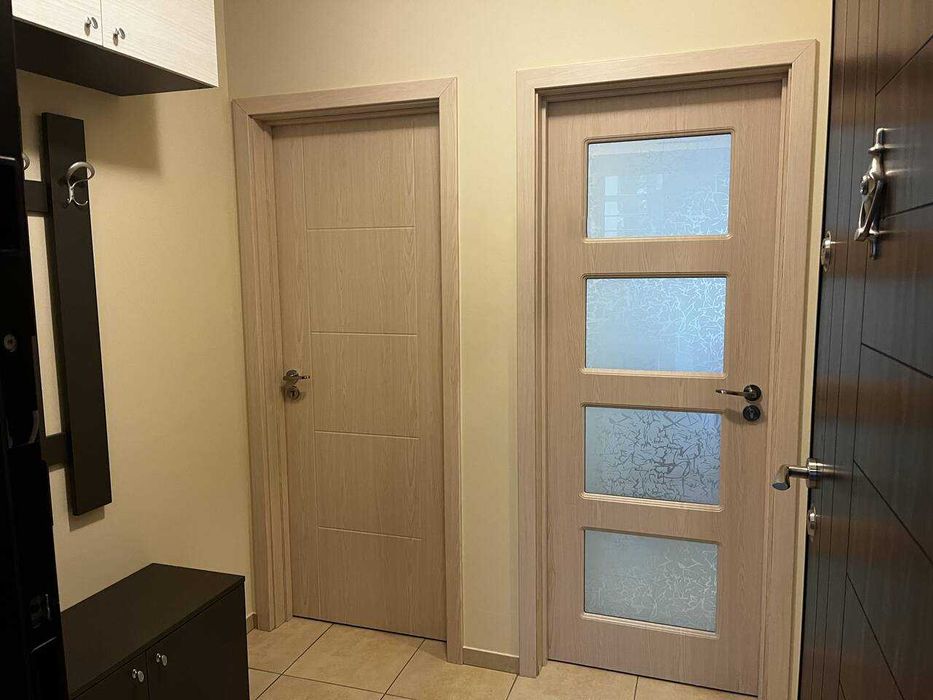 Дава се под наем Двустаен апартамент в Бургас, Лазур - 55 кв.м за 612 € - Снимка #4