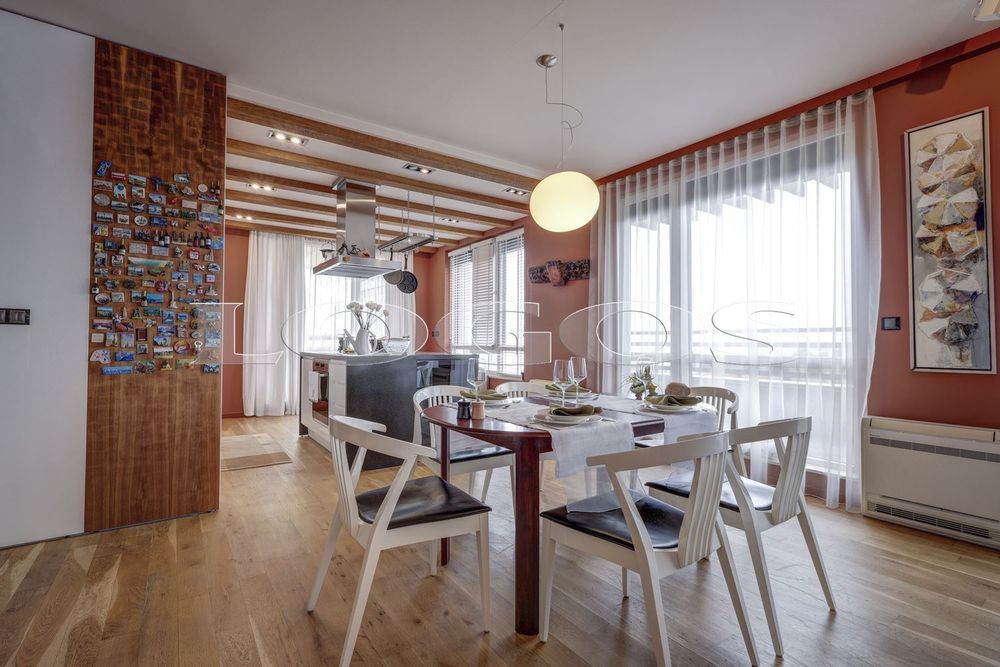 Дава се под наем Многостаен апартамент в Варна, м-т Траката - 300 кв.м за 2300 € - Снимка #3