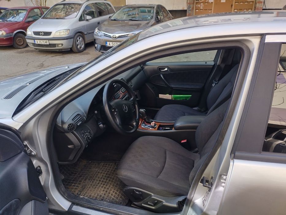 Mercedes benz  C 220