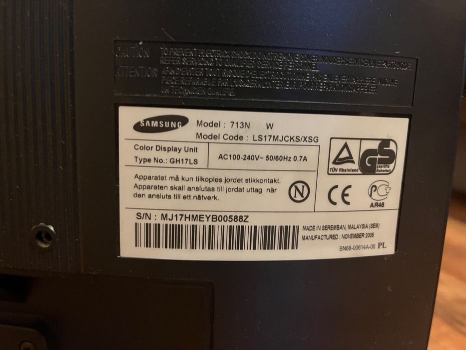 Монитор Samsung 17''