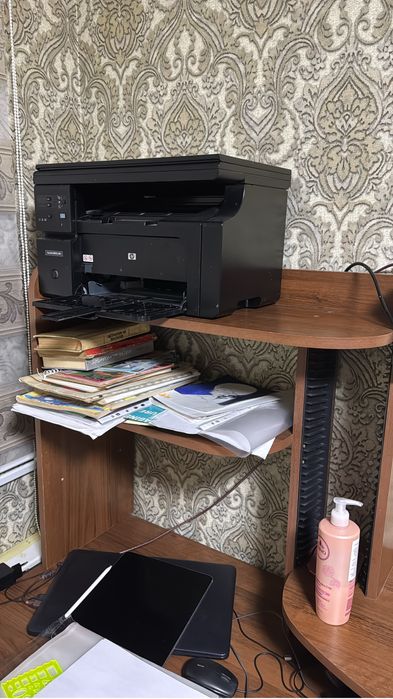 Продам  стол компьютерный