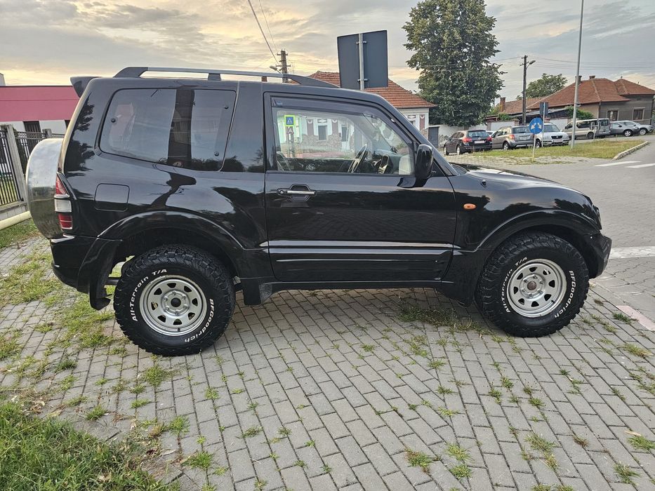 Mitsubishi PAJERO 3.2 diesel// Autoutilitara in acte!!!