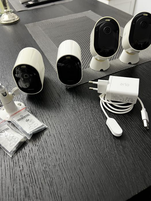 Arlo Pro 4 Spotlight Camera Video Wirelles